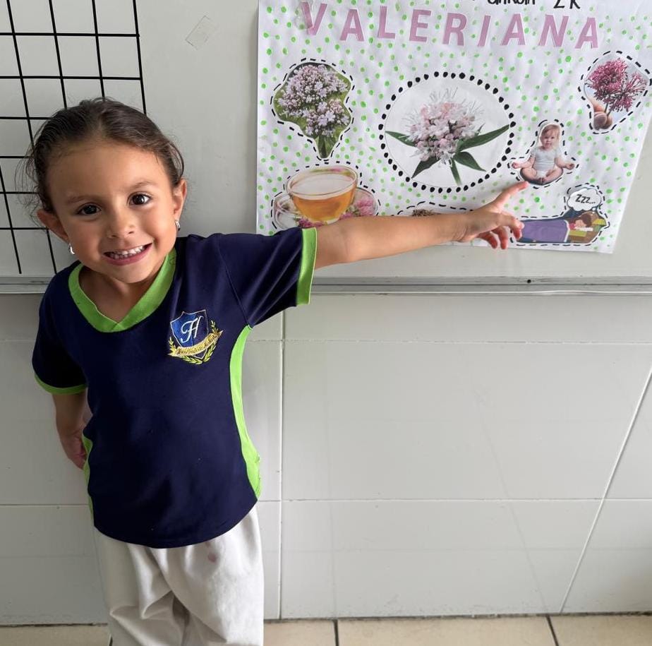 Alumnos en actividades escolares JFH School
